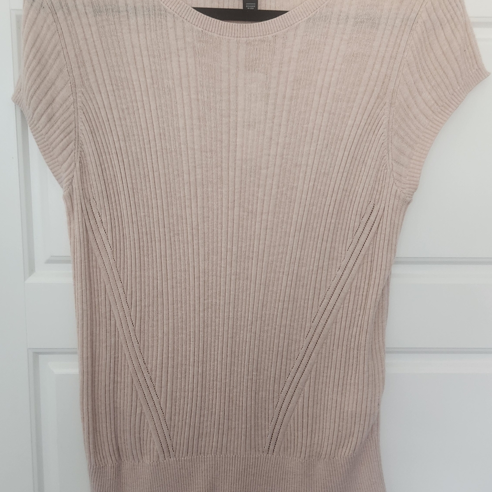 White House Black Market Light Pink Ribbed Sweater